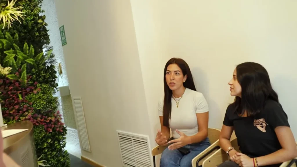 Valoración personalizada con una clienta en Rio Fit, Valencia